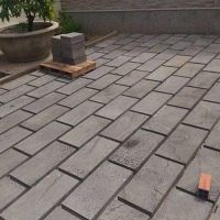 Phong Thủy Về Đá ong xám Lát Sân Vườn